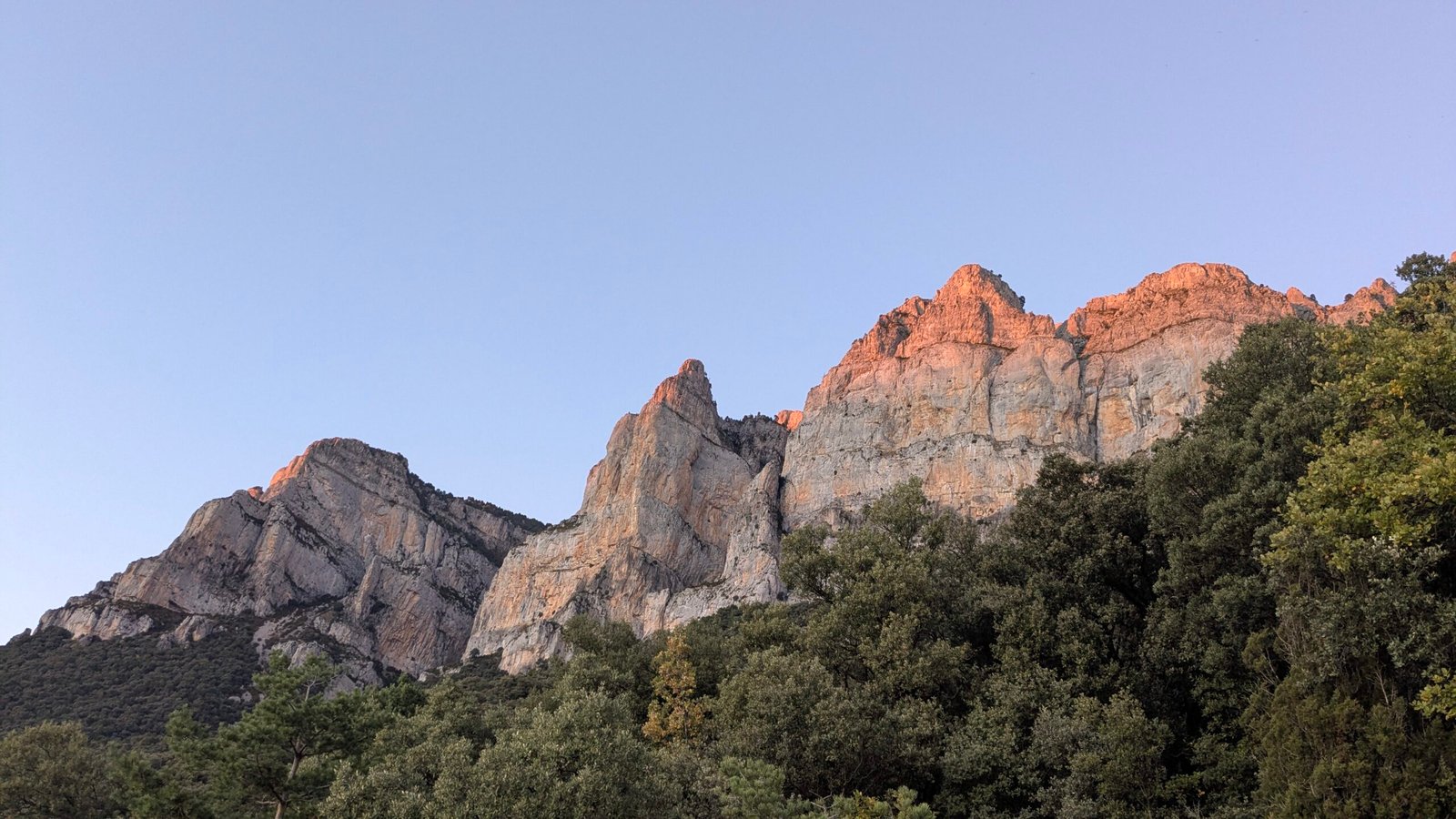Montañesa